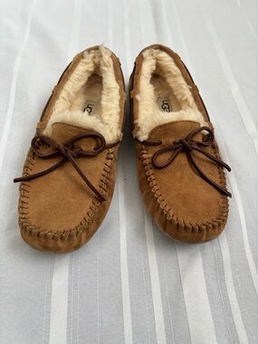 UGG Chestnut/Tan Shearling-Lined Moccasin Slippers